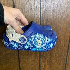 Frozen Elsa crocs toddler 6C